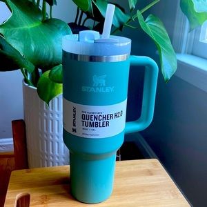 ✨LAST ONE! NEW EUCALYPTUS Stanley 40 ounce Flowstate